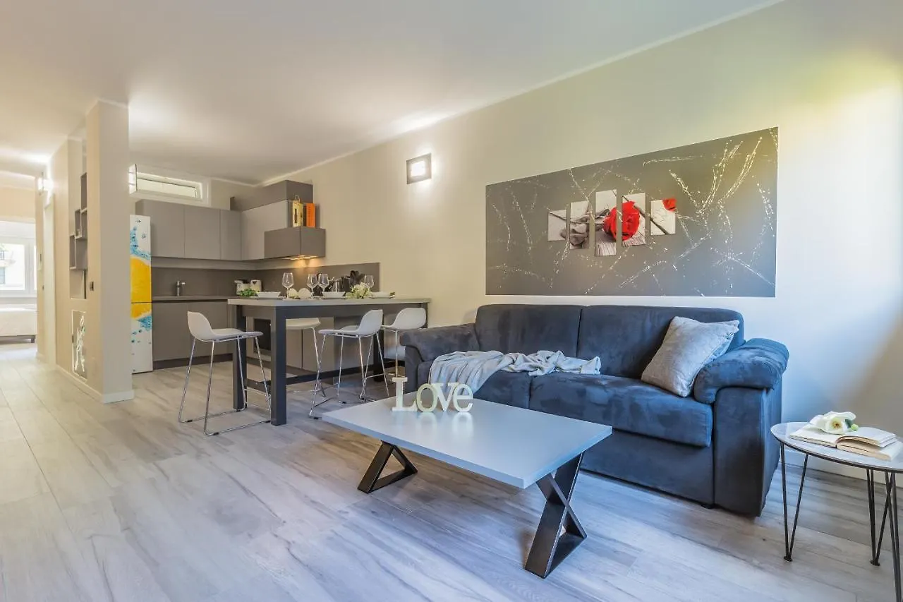 Amazing Life House Apartment Varenna