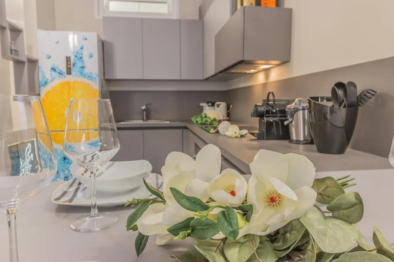 Amazing Life House Apartment Varenna