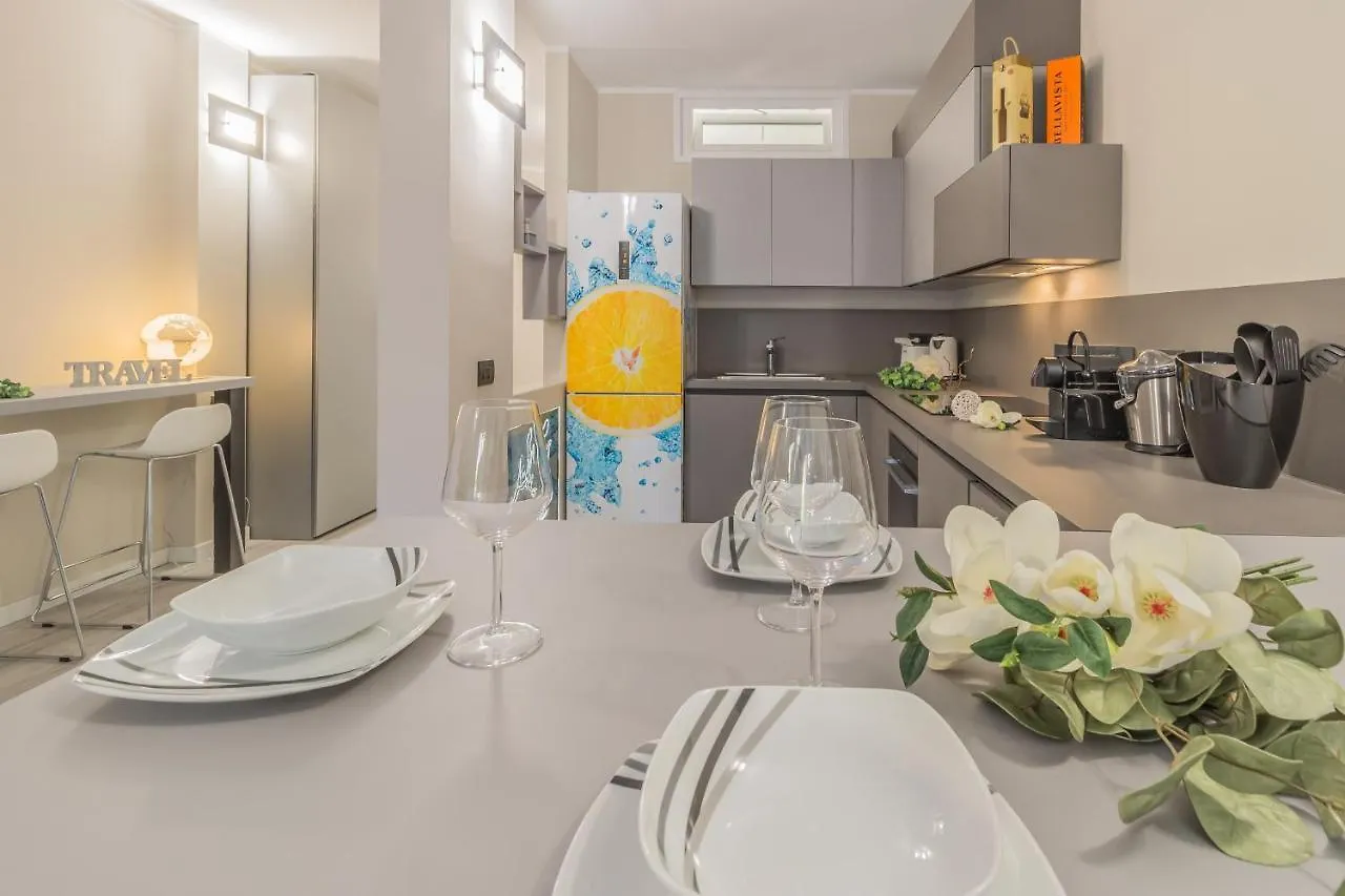Amazing Life House Apartment Varenna
