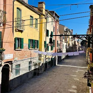 casa-teresa.hotelslidodijesolo.com/